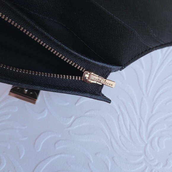 Marc Jacobs Black Wallet - Picture 7 of 12